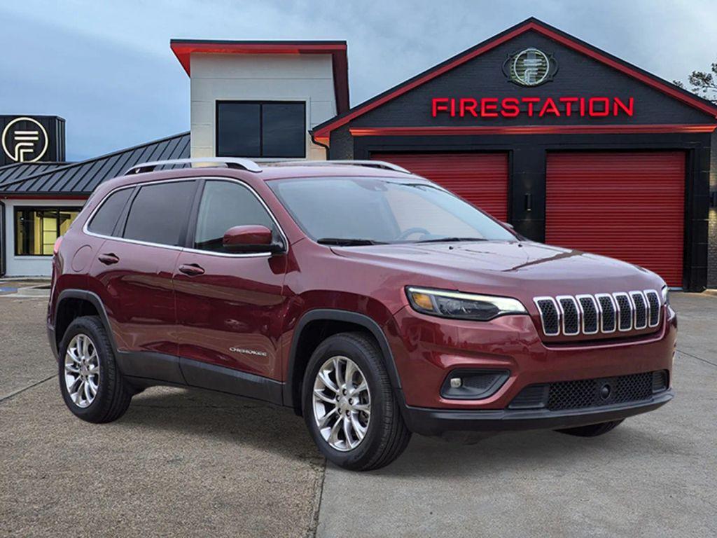 used 2021 Jeep Cherokee car, priced at $15,995