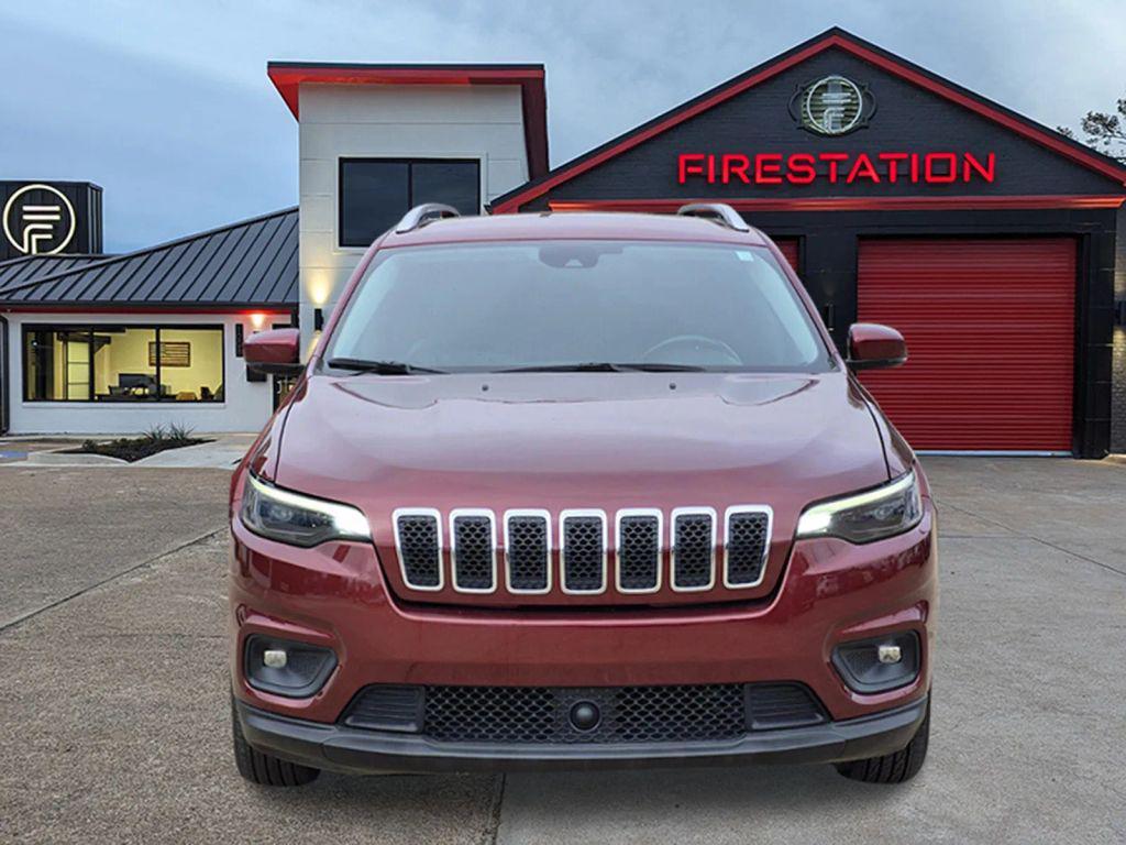 used 2021 Jeep Cherokee car, priced at $15,995