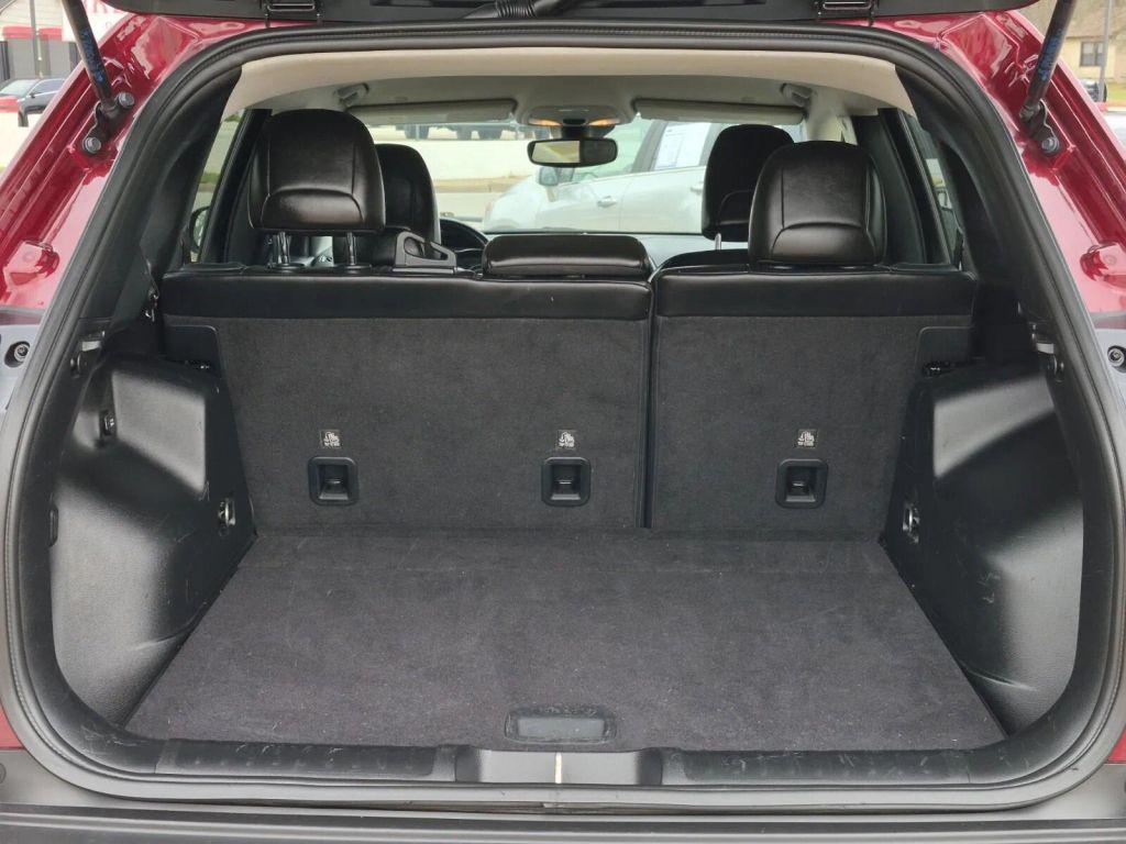 used 2021 Jeep Cherokee car, priced at $15,995