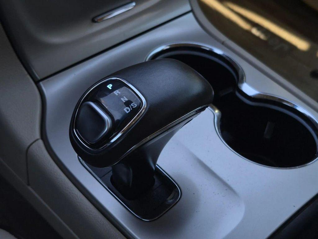 used 2014 Jeep Grand Cherokee car, priced at $9,995