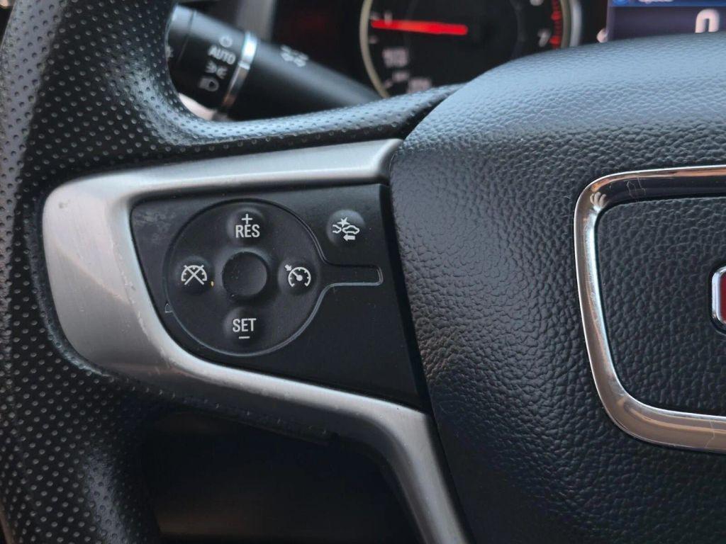 used 2022 GMC Acadia car, priced at $19,995