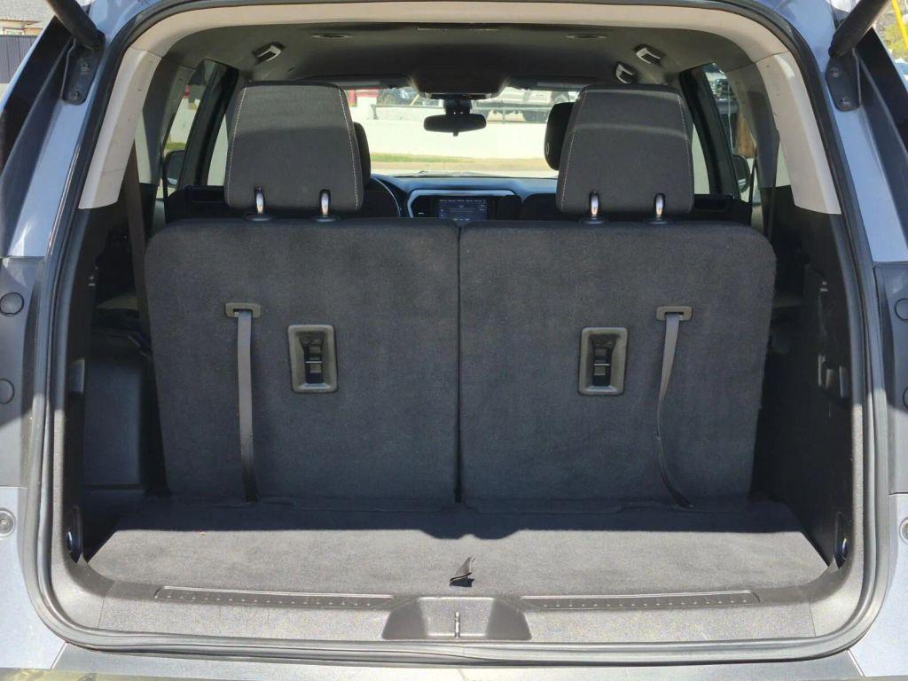 used 2022 GMC Acadia car, priced at $19,995