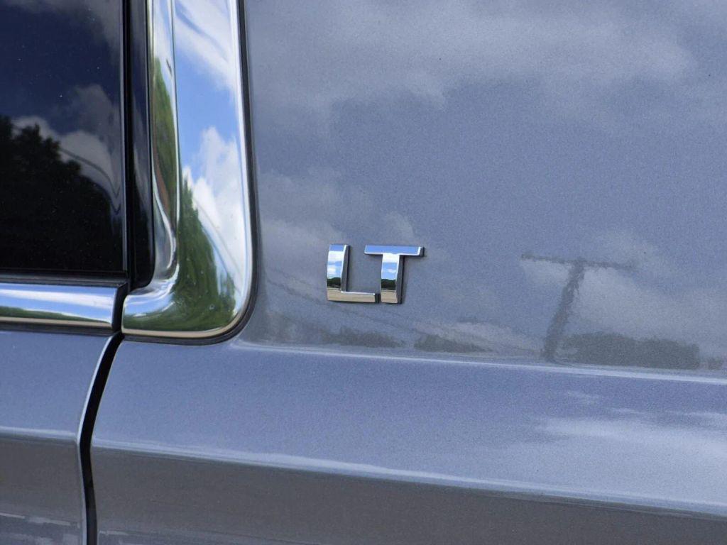 used 2020 Chevrolet Suburban car, priced at $21,995
