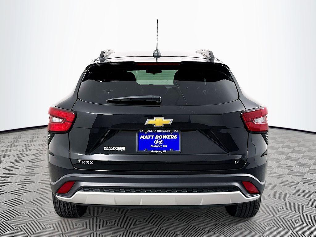 used 2024 Chevrolet Trax car, priced at $19,487