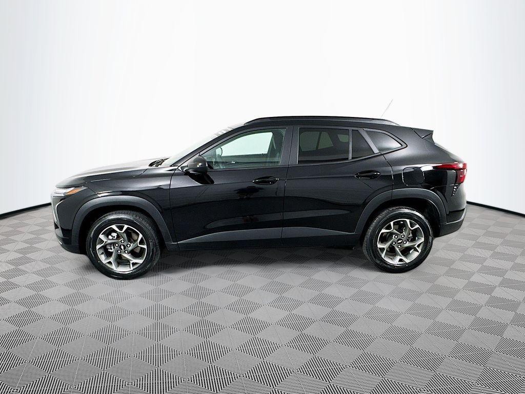 used 2024 Chevrolet Trax car, priced at $19,487