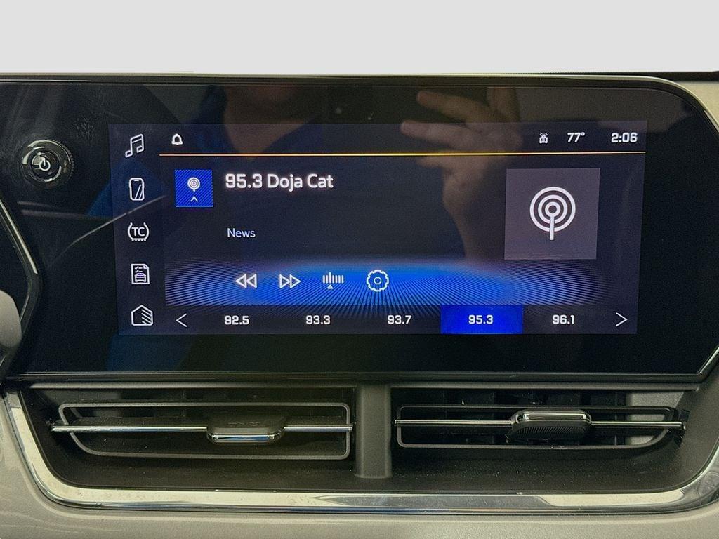 used 2024 Chevrolet Trax car, priced at $19,487