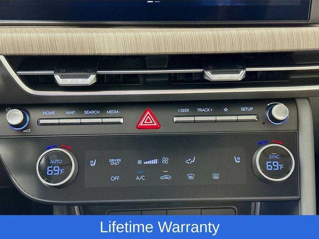 new 2025 Hyundai Sonata Hybrid car, priced at $30,073