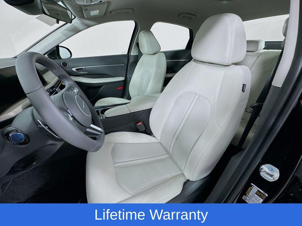 new 2025 Hyundai Sonata Hybrid car, priced at $30,073