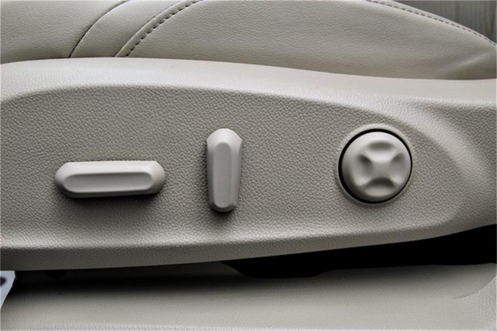 new 2020 Buick Envision car, priced at $36,940