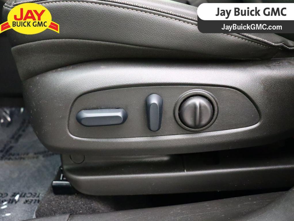 used 2025 Buick Encore GX car, priced at $21,960