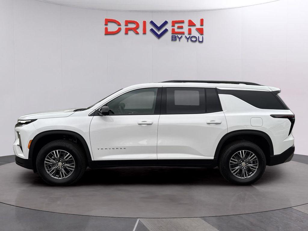 new 2026 Chevrolet Traverse car, priced at $44,829