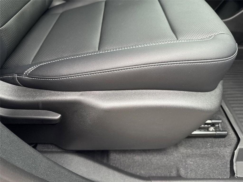 new 2026 Chevrolet Traverse car, priced at $44,829