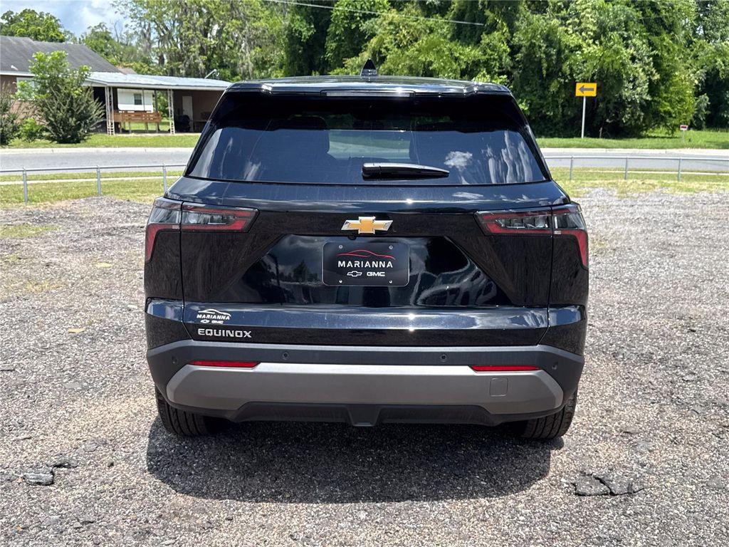new 2026 Chevrolet Equinox car, priced at $32,215