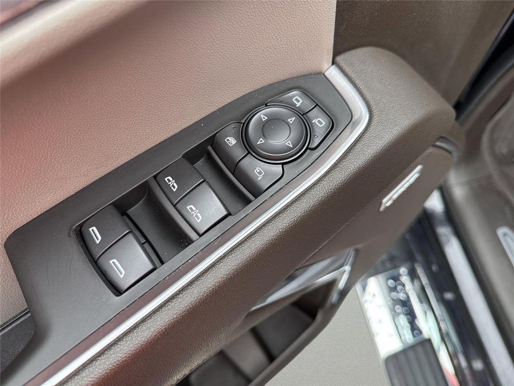 used 2024 GMC Sierra 1500 car, priced at $43,298