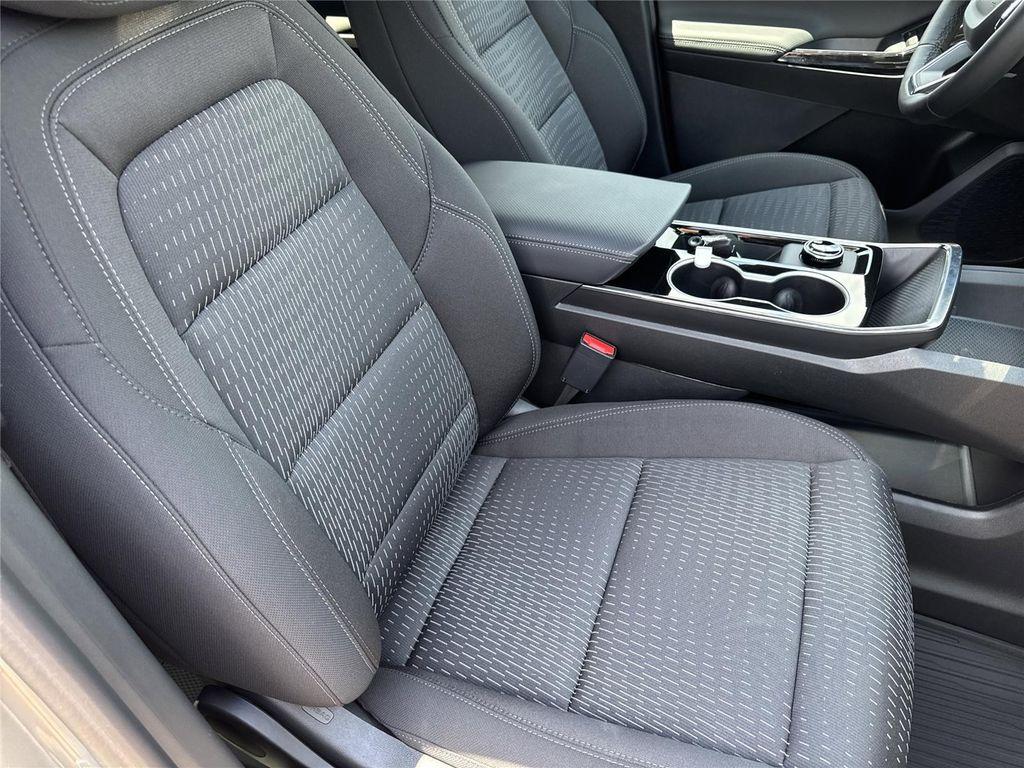 new 2026 Chevrolet Equinox car, priced at $31,480