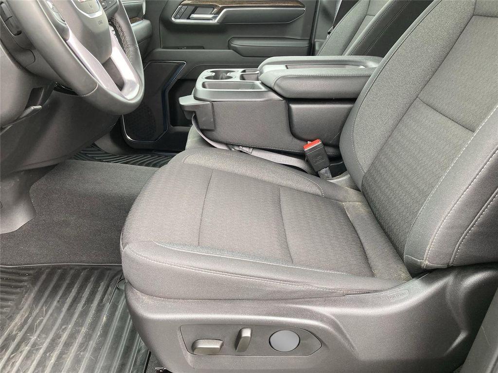 new 2026 GMC Sierra 1500 car, priced at $51,252