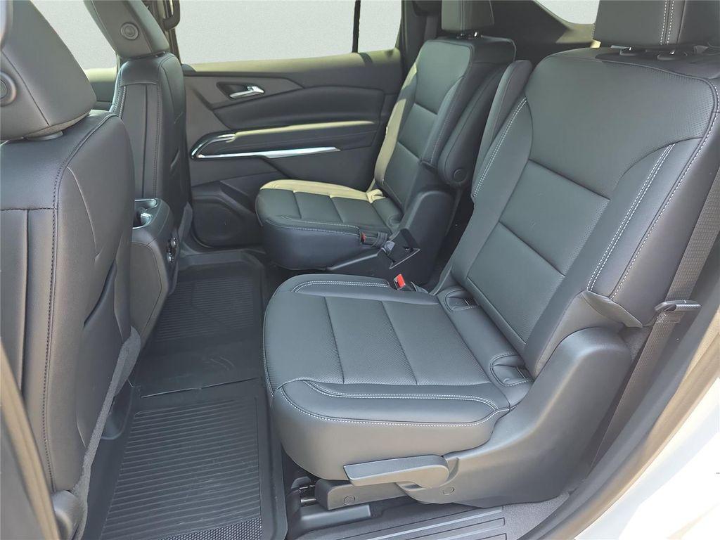 new 2026 Chevrolet Traverse car, priced at $45,966