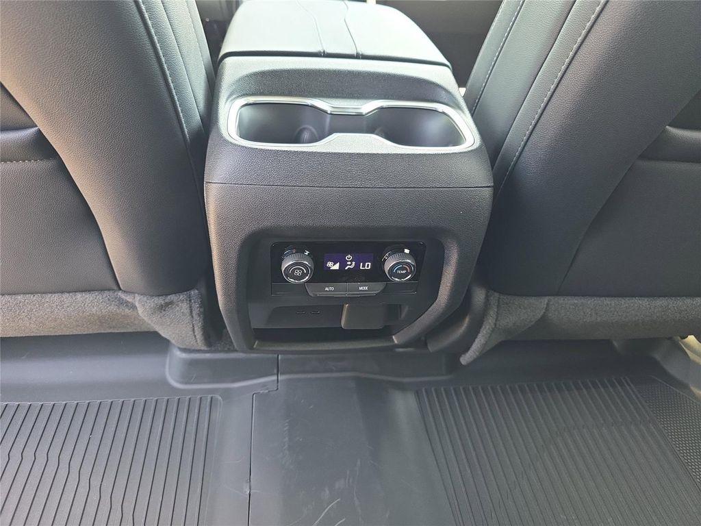 new 2026 Chevrolet Traverse car, priced at $45,966