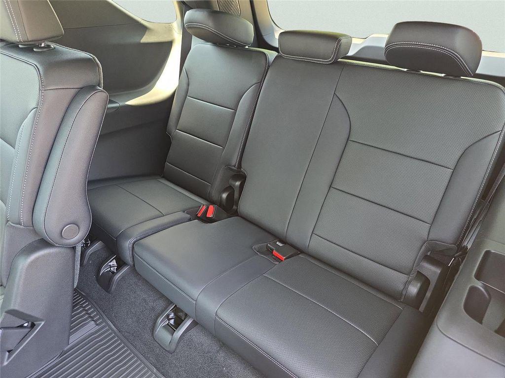 new 2026 Chevrolet Traverse car, priced at $45,966