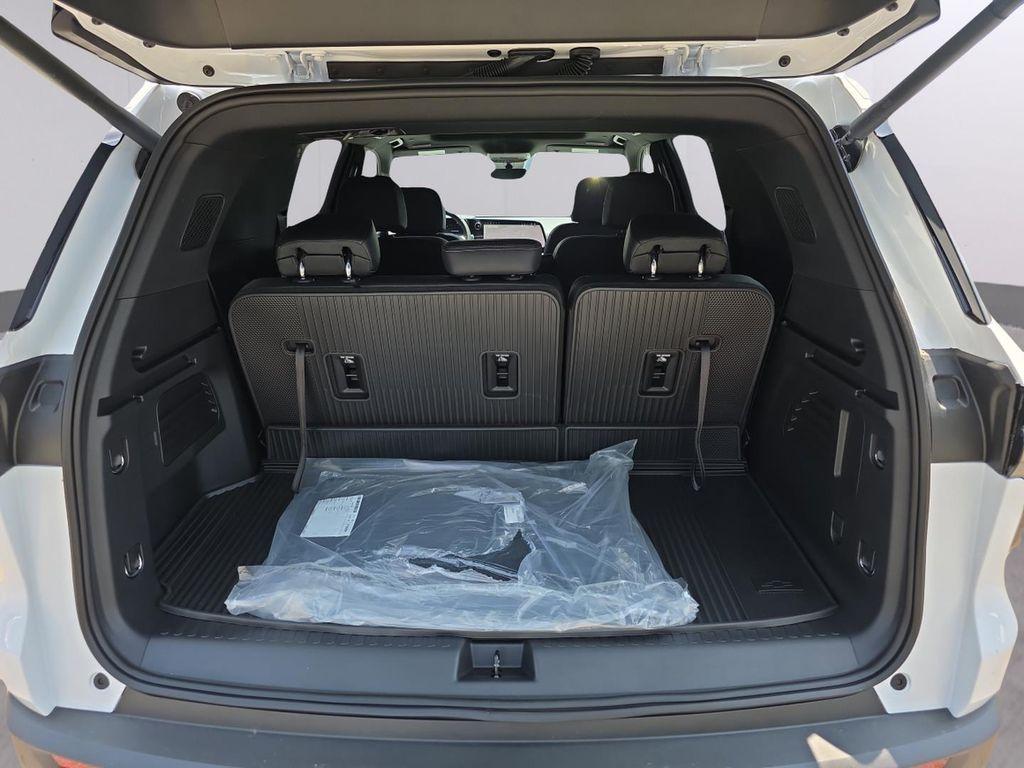 new 2026 Chevrolet Traverse car, priced at $45,966