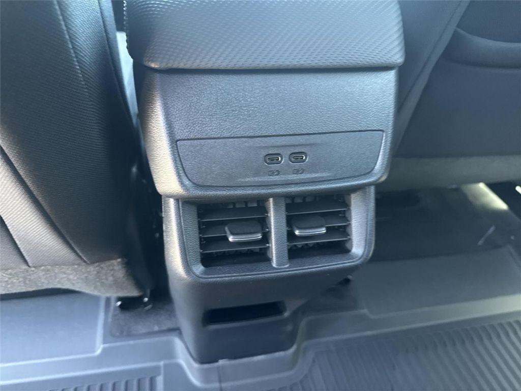 new 2026 Chevrolet Equinox car, priced at $31,498