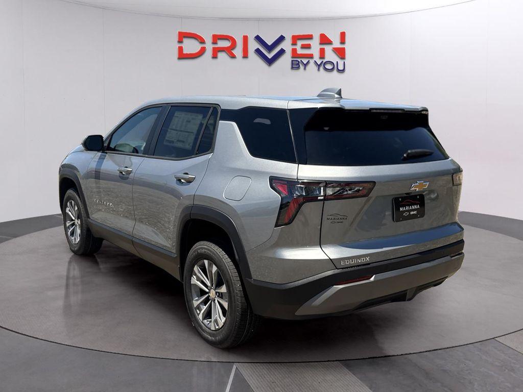 new 2026 Chevrolet Equinox car, priced at $31,498