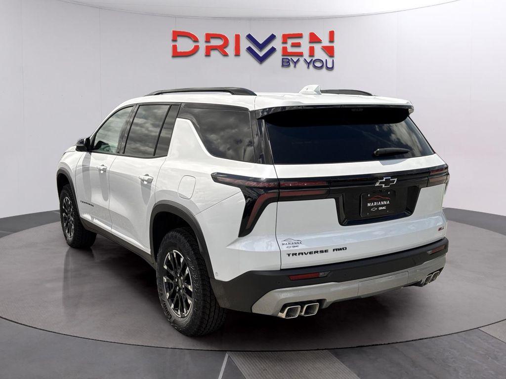 new 2026 Chevrolet Traverse car, priced at $56,579