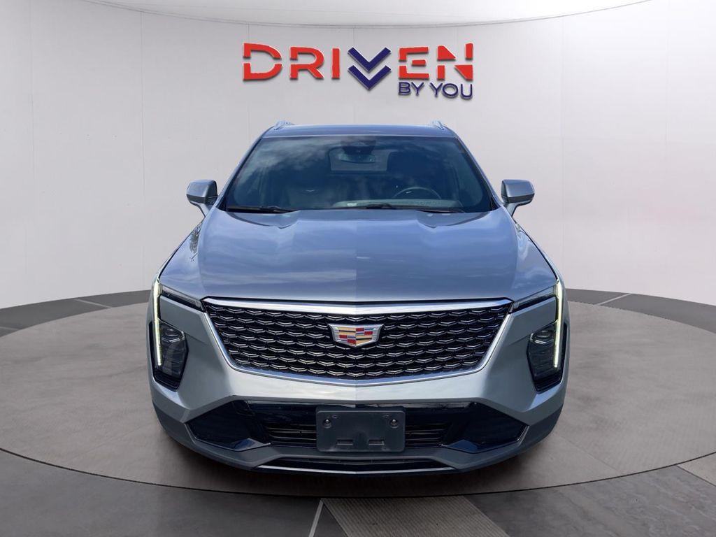 used 2024 Cadillac XT4 car, priced at $26,399
