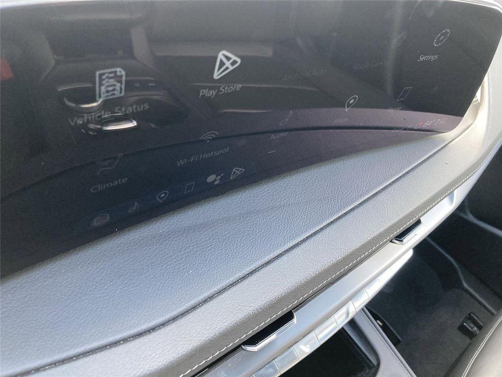 used 2024 Cadillac XT4 car, priced at $26,399