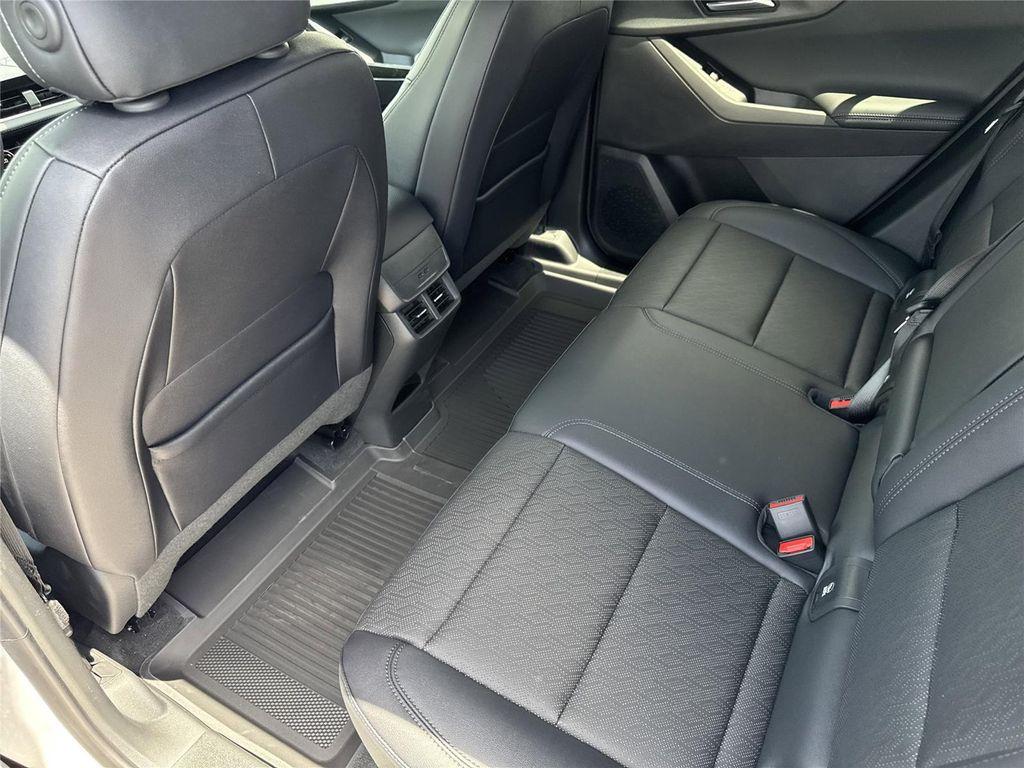 new 2026 Chevrolet Equinox car, priced at $33,261