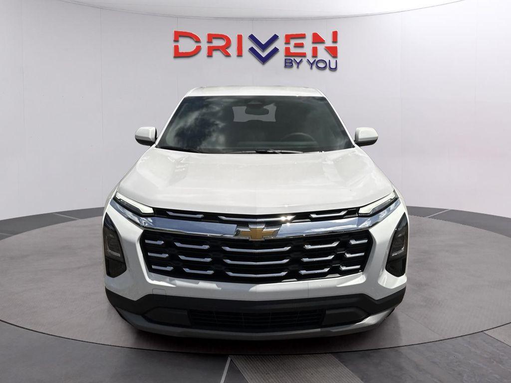 new 2026 Chevrolet Equinox car, priced at $33,261