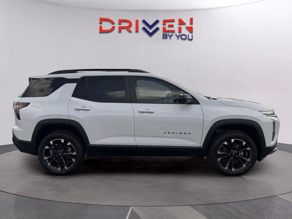 new 2026 Chevrolet Equinox car, priced at $37,688