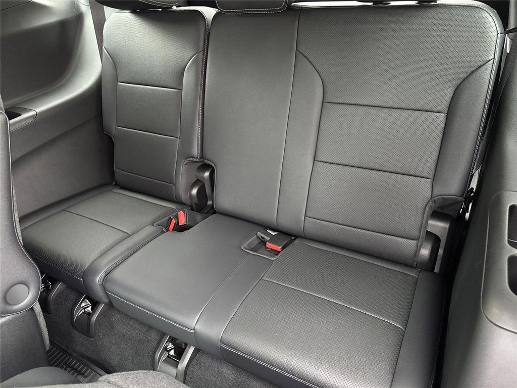 new 2026 Chevrolet Traverse car, priced at $44,829