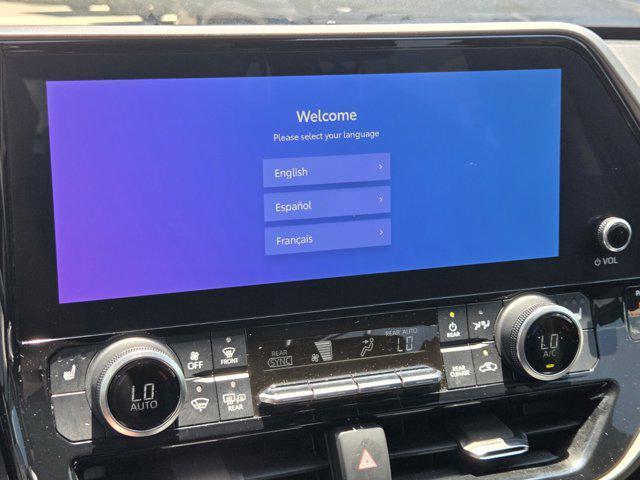 used 2023 Toyota Highlander car, priced at $30,398