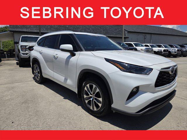 used 2023 Toyota Highlander car, priced at $30,398