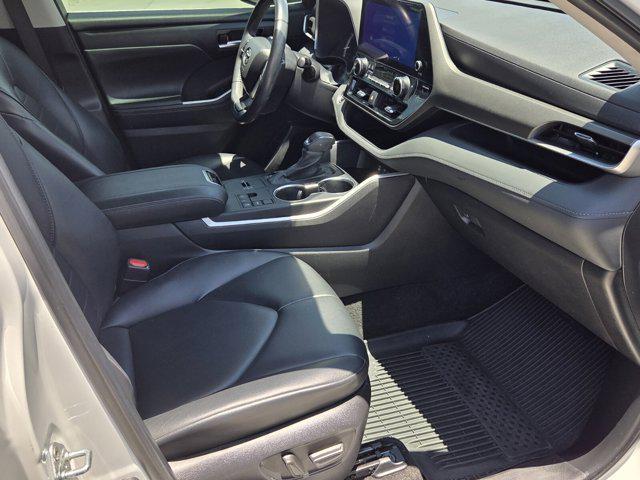used 2023 Toyota Highlander car, priced at $30,398