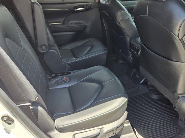 used 2023 Toyota Highlander car, priced at $30,398