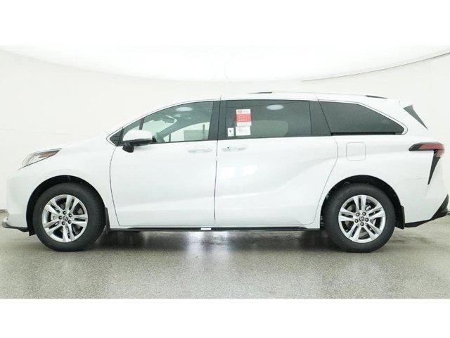 new 2026 Toyota Sienna car, priced at $51,533