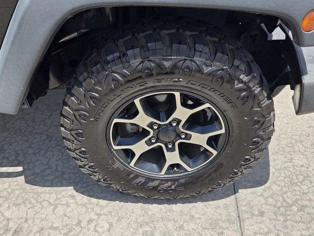 used 2014 Jeep Wrangler Unlimited car, priced at $16,998