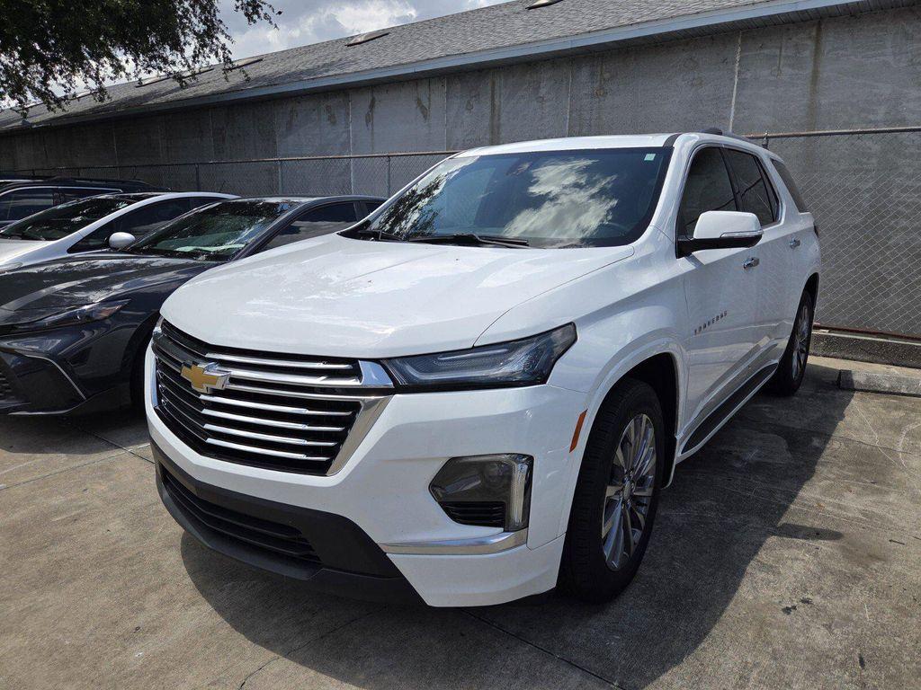 used 2022 Chevrolet Traverse car, priced at $31,998