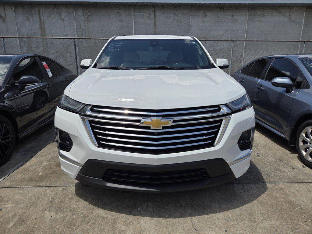 used 2022 Chevrolet Traverse car, priced at $31,998