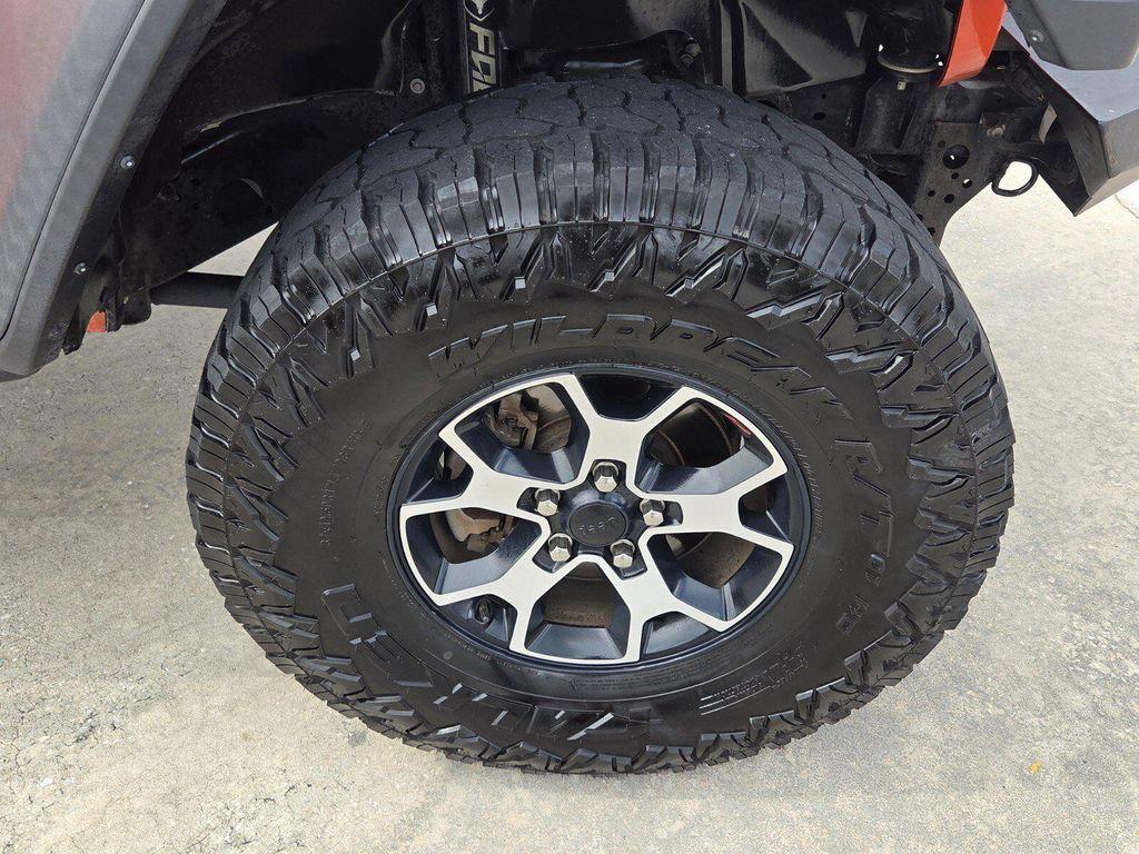 used 2019 Jeep Wrangler Unlimited car, priced at $27,698