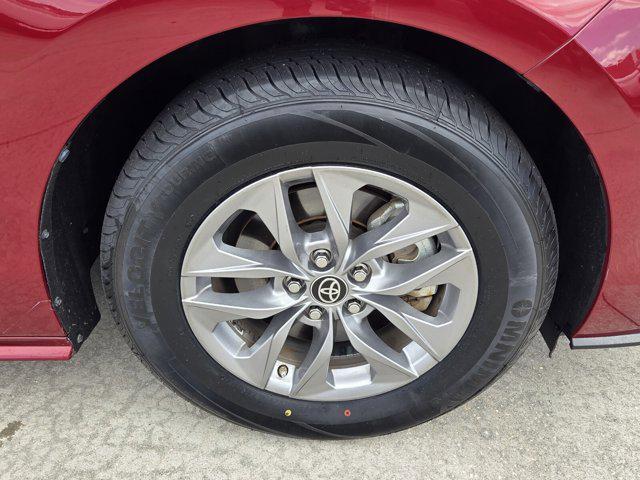 used 2022 Toyota Sienna car, priced at $31,598