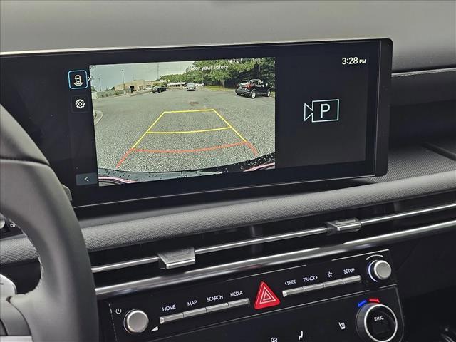 new 2025 Hyundai TUCSON Hybrid car, priced at $38,025