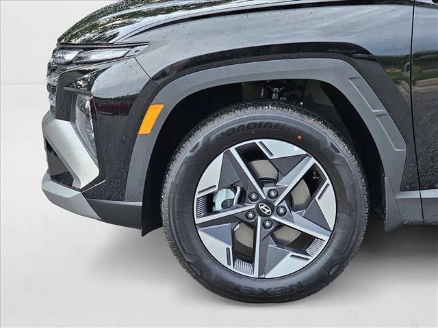 new 2025 Hyundai TUCSON Hybrid car, priced at $38,025