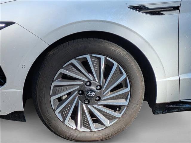 used 2024 Hyundai Sonata Hybrid car, priced at $25,485