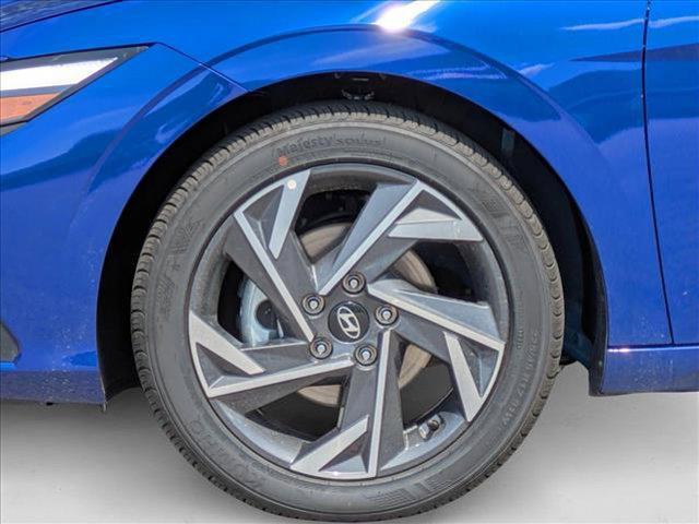 new 2025 Hyundai Elantra car, priced at $22,619
