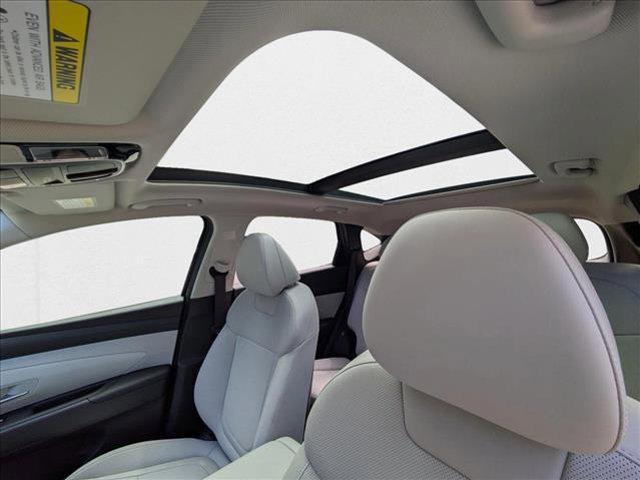 new 2025 Hyundai TUCSON Hybrid car, priced at $37,265