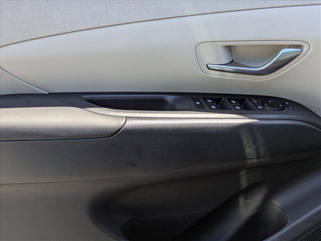 new 2025 Hyundai TUCSON Hybrid car, priced at $37,265