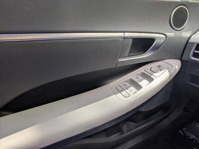 new 2025 Hyundai Sonata Hybrid car, priced at $31,267